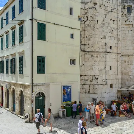 Old Town بيت ضيافة 3*