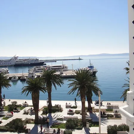 Guest house Old Town 3*