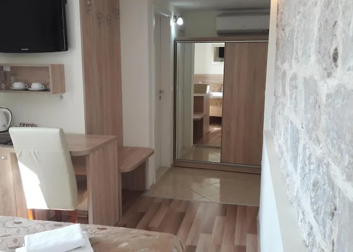 Πανσιόν Old Town